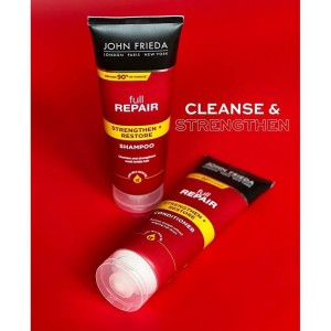 John Frieda Full Repair Hassas ve Hasar Görmüş Saçlar İçin Onarıcı Şampuan 250 Ml - Thumbnail